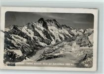 Jungfraujoch Jungfraubahn Station Eismeer Blick auf Schreckhorn Zahnradbahn