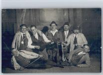 Foto AK humor. Gruppe mit Gitarren Musikgruppe 1930
