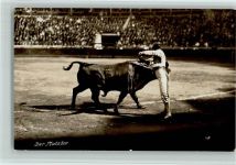 Nr. 68 Der Matador sticht den Stier - Momentaufnahme Stierkampf