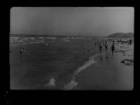 23629 W2401 Scharbeutz GLASNEGATIV Am Strand