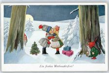 Mädchen mit Geschenken im Wald Zwerg