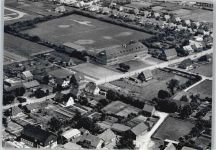 24848 W2382 Kropp b Schleswig - Fliegeraufnahme Haus Baum Straße Feld