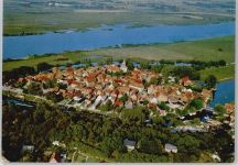 29456 W3139 Hitzacker (Elbe) - Fliegeraufnahme Fluss Feld Haus Baum