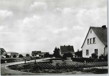 37130 W3407 Sattenhausen - Haus Zaun Baum Straße