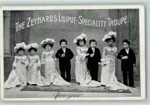 The Zeynards Liliput Troupe AK Liliputaner 1905 Gebrauchsspuren
