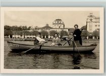 Zürich Ruderboot mit Passagieren Ruderboot