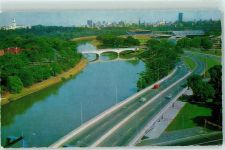 Melbourne - The River Yarra and South Eastern Freeway