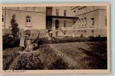 73072 W7076 Schwäbisch Gmünd - Töchterinstitut St. Loreto Gartenarbeit Zuber Wasserstation