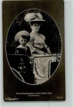mit ihrem ältesten Sohn im Selbstfahrer - Nr. 1964 Liersch Adel Kronprinzessin Cecilie Foto AK
