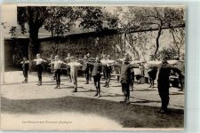 68220 Neuwiller Neuweiler - les Garcons aux Exercices physiques