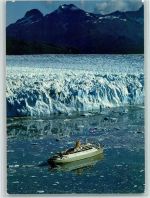 MS Sagafjord at Columbia Glacier, Gletscher during her Alaska cruise Dampfer