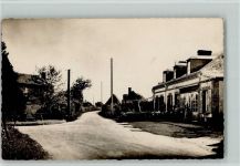 Sainte-Marguerite-de-l'Autel Familie steht vor dem Haus, Motiv Frankreich 1925 Foto AK