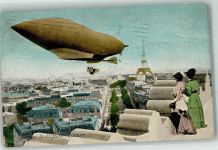 Paris Ein militärisches Luftschiff vor dem Eifelturm Maschinenstempel Zeppelin