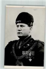 Der Duce mit Orden in Uniform Mussolini 1934