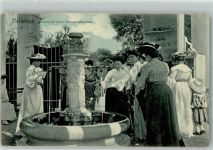 Marianske Lazne Marienbad 1907 Foto AK Ferdinandsbrunnen Trinkstunde