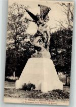 55100 Verdun Foto AK Denkmal la Victoire