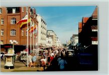 25980 W2280 Westerland FOTO KEINE AK Friedrichstrasse Fußgängerzone Litfaßsäule Fahnen
