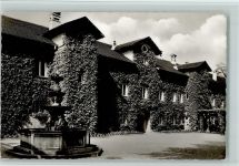 82327 W8132 Tutzing - Evangelische Akademie Schloß Tutzing Brunnen