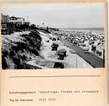 26486 W2946 Wangerooge , Nordseebad FOTO KEINE AK Strand mit Promenade Foto montiert auf Karton