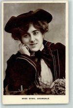 Miss Sybil Arundale AK Theaterschauspieler Foto AK