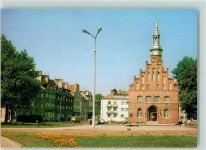 Mohrungen Morag - Rynek z prawej gotycki ratusz