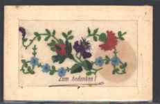 AK mit Stickerei Passepartout Blumen Seide (gestickt) Gebrauchsspuren