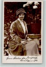 Wohlfahrtskarte Kriegshilfe 1914, gute Erhaltung AK Adel Kronprinzessin Cecilie Foto AK