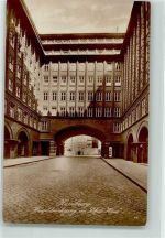 W2000 Hamburg Hauptdurchgang im Chile Haus Architektur