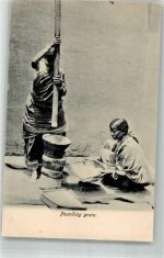 Pounding grain Korn einstampfen Volkstypen / Brauchtum Indien 1908