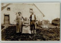 97532 W8721 Zell b Schweinfurt 1915 Privatfoto AK Bauernhaus Aufnahme Bauernfamilie Parmentier Ort handschriftlich
