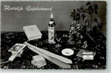Stilleben - Geburtstag - Filmkamera, Gabentisch für Herren, AK Fotoapparat Foto AK