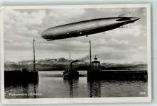 W7990 Friedrichshafen LZ 127 AK Zeppelin 1930 Gebrauchsspuren