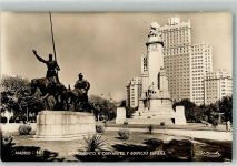 Madrid Foto AK Denkmal a Cervantes y Edificio