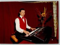 36286 W6431 Raboldshausen , Hess FOTO KEINE AK Organist im Gasthaus Hofmann