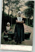 5411 Zeeland Foto AK Tracht Milchbäuerin