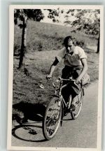 2 Reißnagellöchenr Fahrrad Gebrauchsspuren