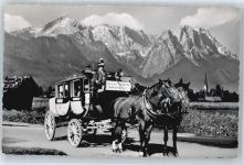 82467 W8100 Garmisch-Partenkirchen - Postkutsche, Wettersteingebirge