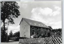 22889 W2000 Tangstedt , Bz Hamburg - Haus Zaun Baum Laterne