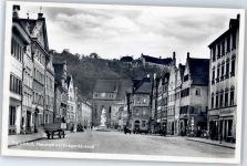 84028 W8300 Landshut , Isar - Straßenansicht, Kriegerdenkmal, Blick zur Burg Trausnitz