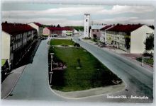 83301 W8225 Traunreut - Rathausplatz