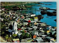 Svolvaer - Parti fra byen med kirken og broen