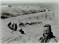 Hammerfest Winter Tracht Rentiere
