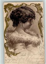 Schöne Glamour Frau , Kleid mit Pelzbesatz, litho , Serie Juno 793 AK Glamour 1902
