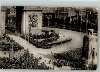 Paris Siegesparade am Arc de Triomphe Ort lt. Recherche Patriotik WK I, Frankreich 1919 Privatfoto AK