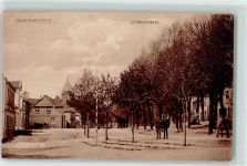 24594 W2354 Hohenwestedt - Lindenstraße Allee Männer