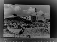 26486 W2946 Wangerooge , Nordseebad GLASNEGATIV Am Strand m. Cafes
