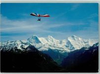 Deltasegler Eiger Mönch Jungfrau Paragleiten