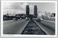 Caracas - Auto Hochhaus