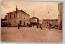 86000 Poitiers Foto AK Auto Kaserne Militärschule