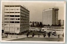 Zlin Gottwaldov - Kaufhaus und Verwaltungsgebäude Male Kino Oldimer
